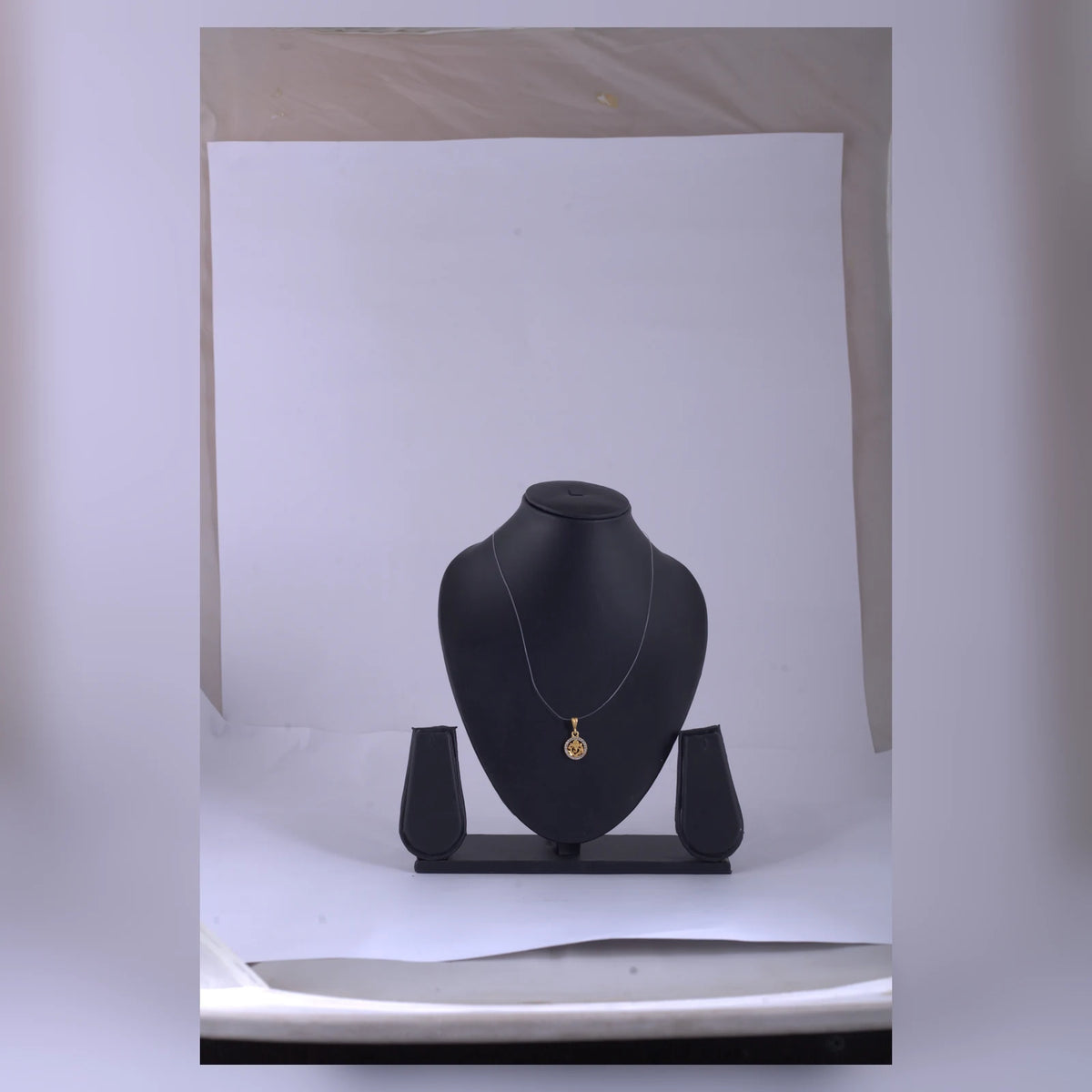 Gold-Tone Minimal Pendant Necklace — B view