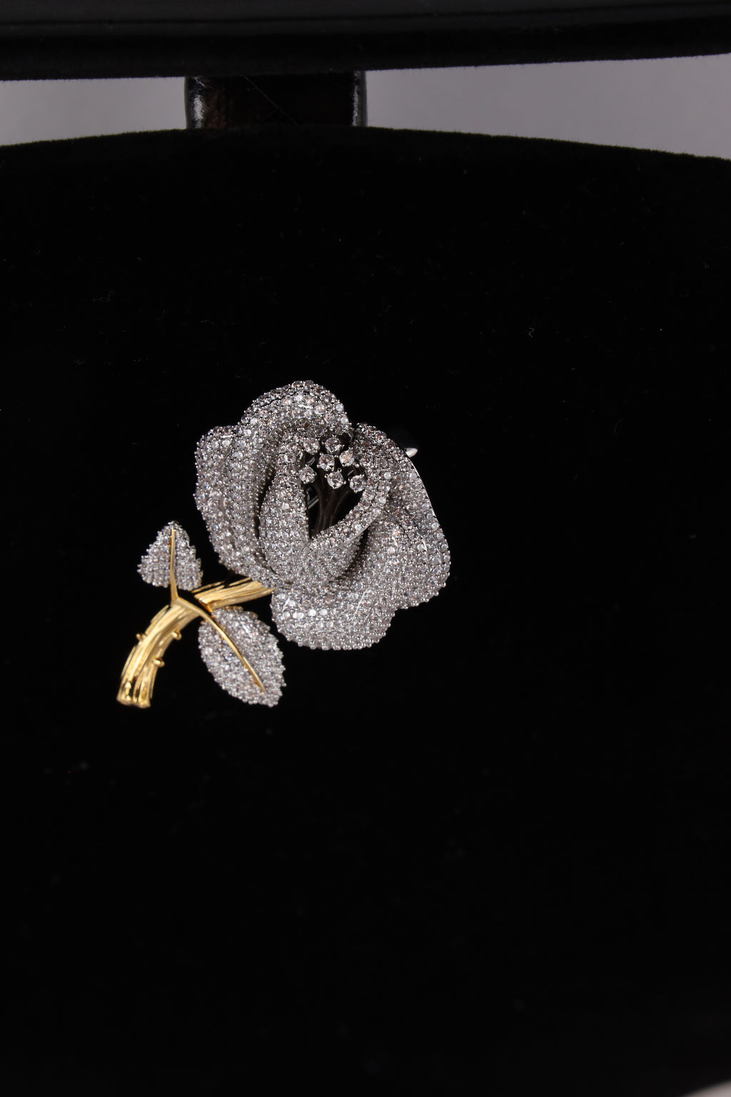 Elegant Crystal Rose Brooch with Golden Stem