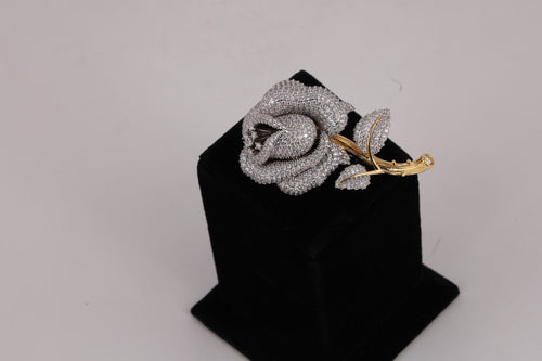 Elegant Crystal Rose Brooch with Golden Stem