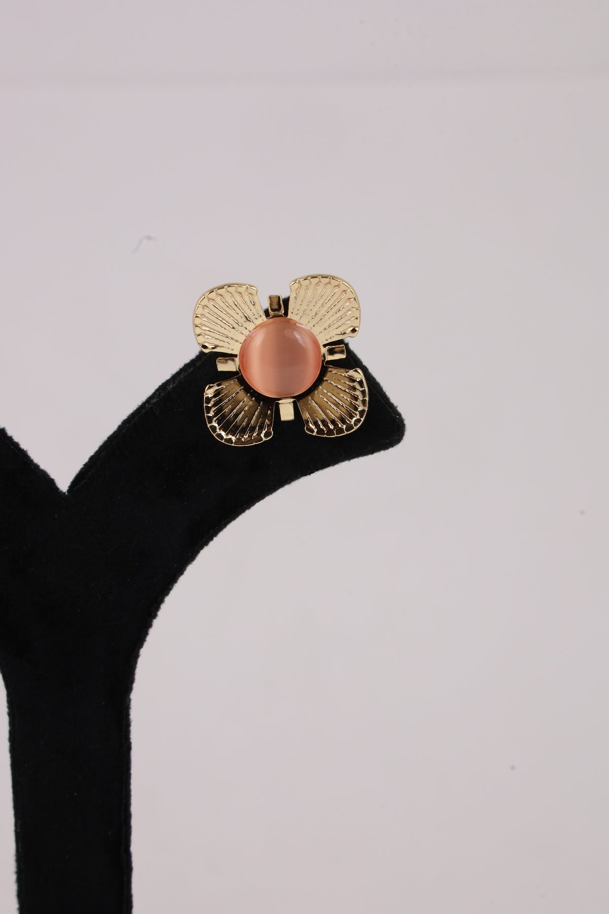 Rose Pearl Floral Stud Earrings