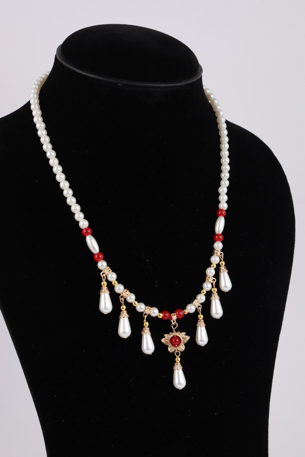 Pearl Necklace with Red Accents & Floral Pendant