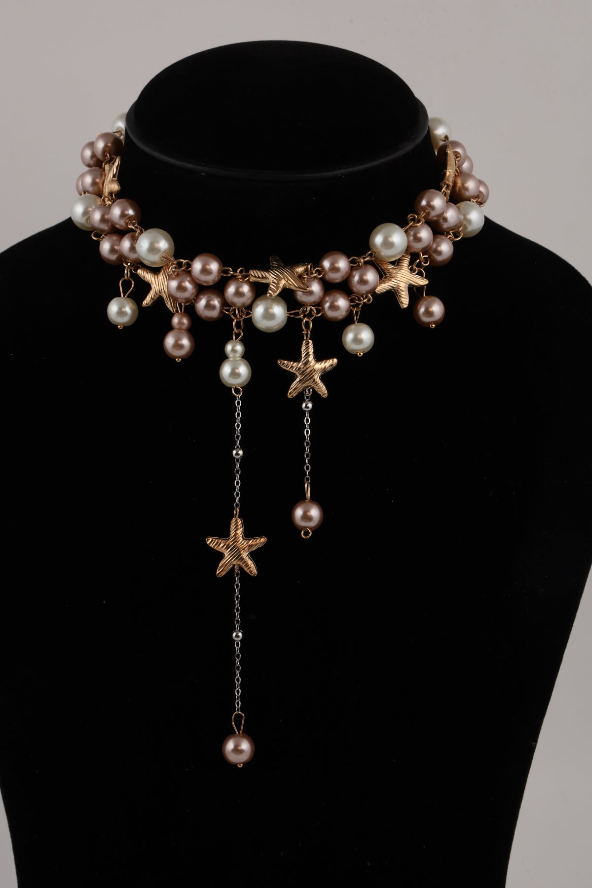 Pearl Choker Necklace with Golden Starfish Charms