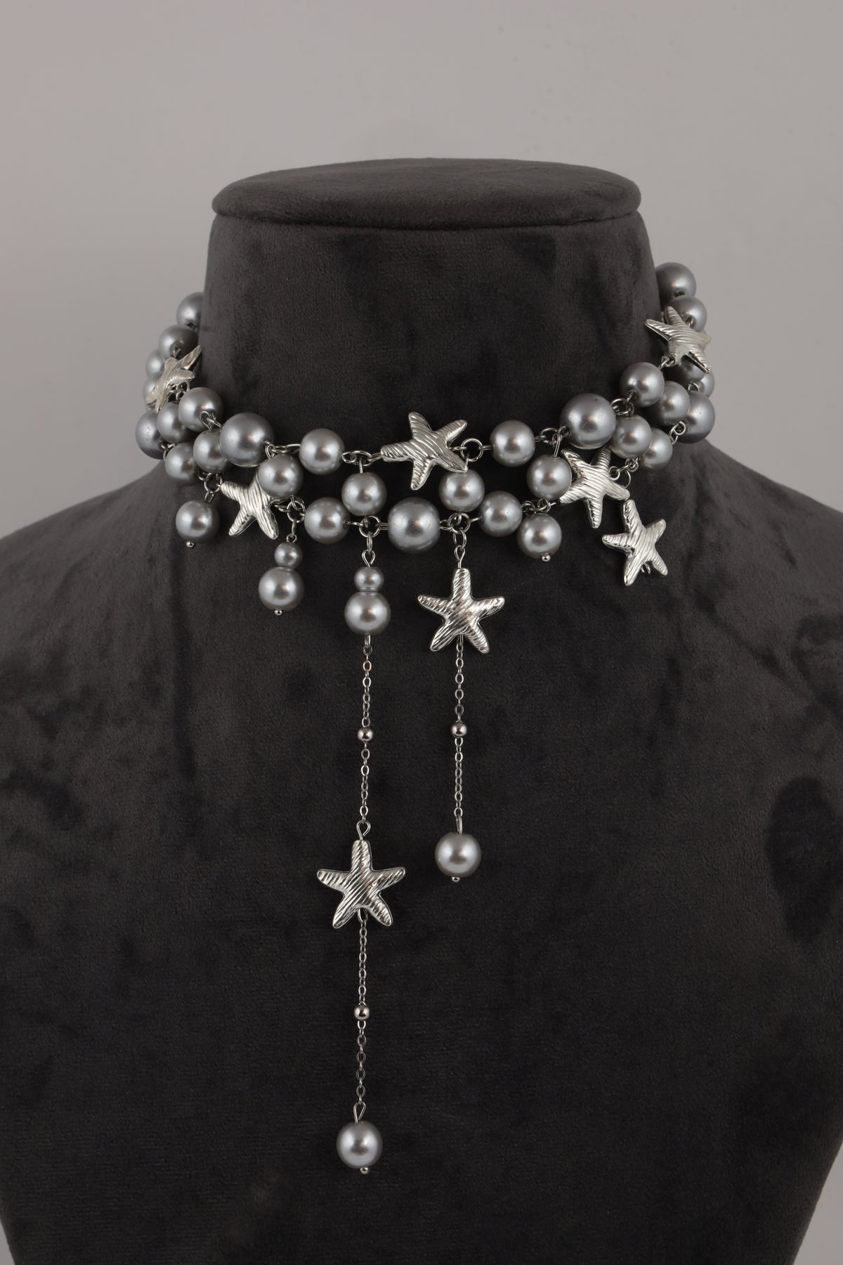 Grey Pearl Choker Necklace with Silver Starfish Charms