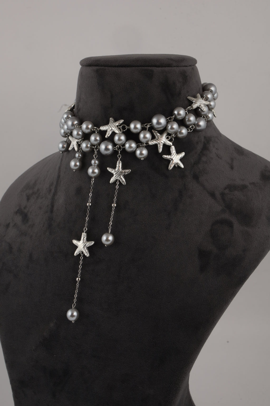 Grey Pearl Choker Necklace with Silver Starfish Charms