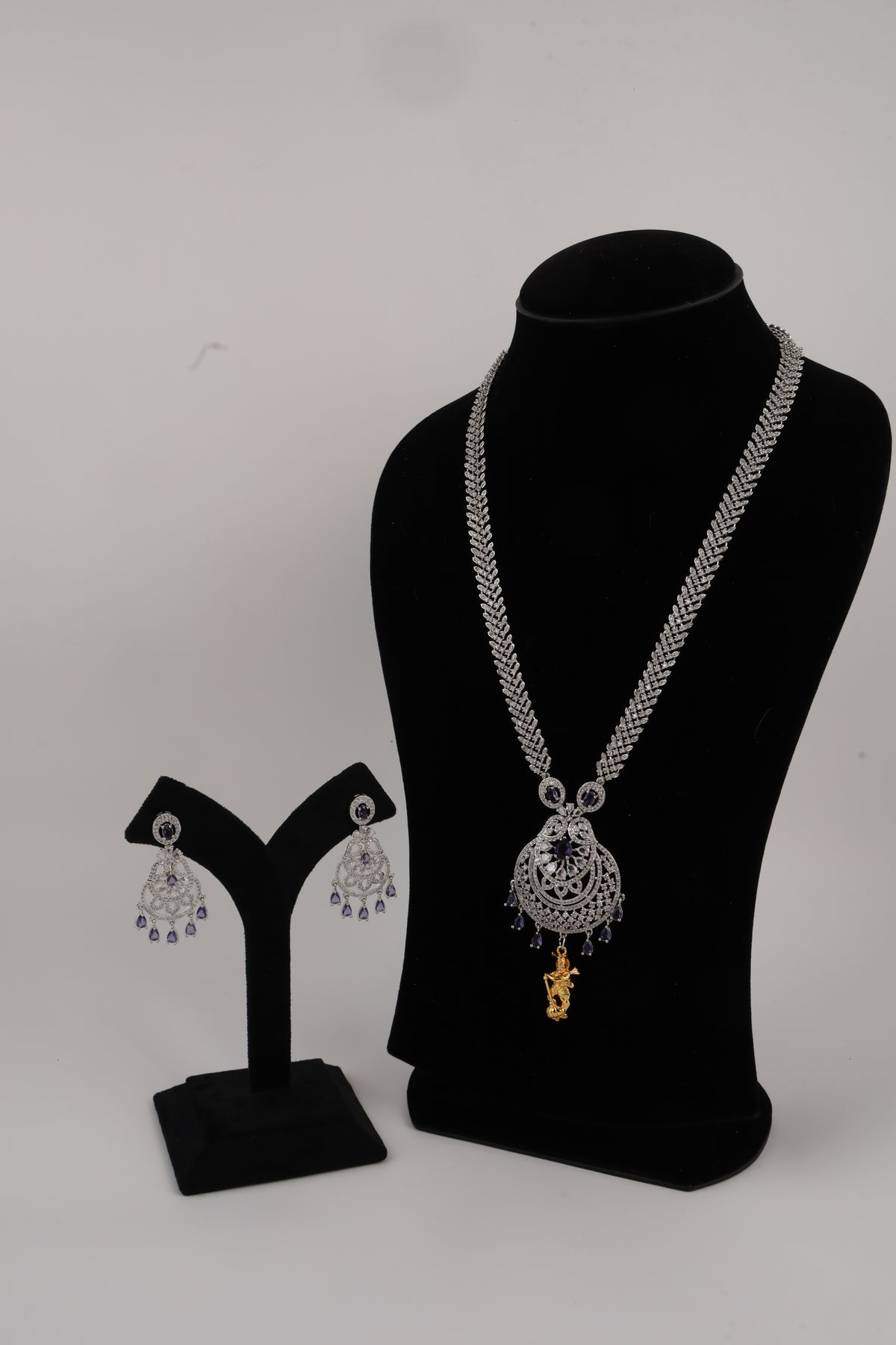 Silver-Tone Traditional Pendant Necklace Set with Matching Earrings