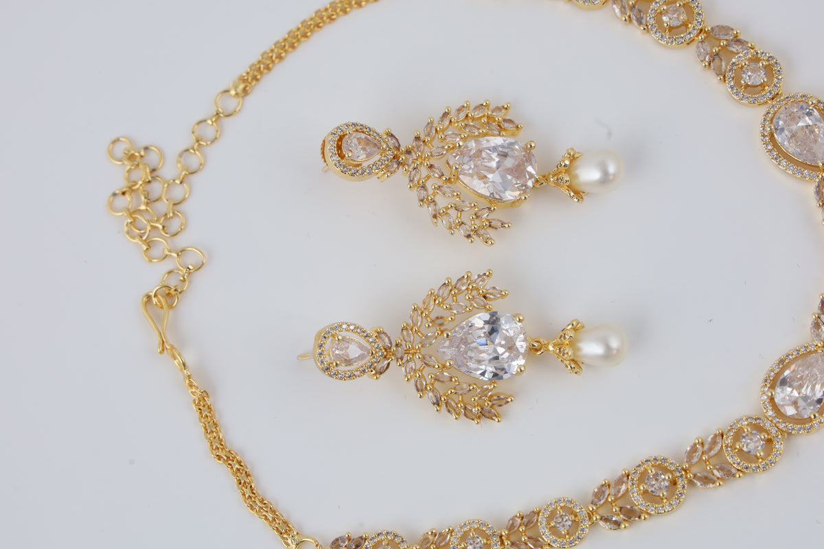 Gold-Tone Bridal Necklace Set with Crystal Accents & Pearl Drop Earrings