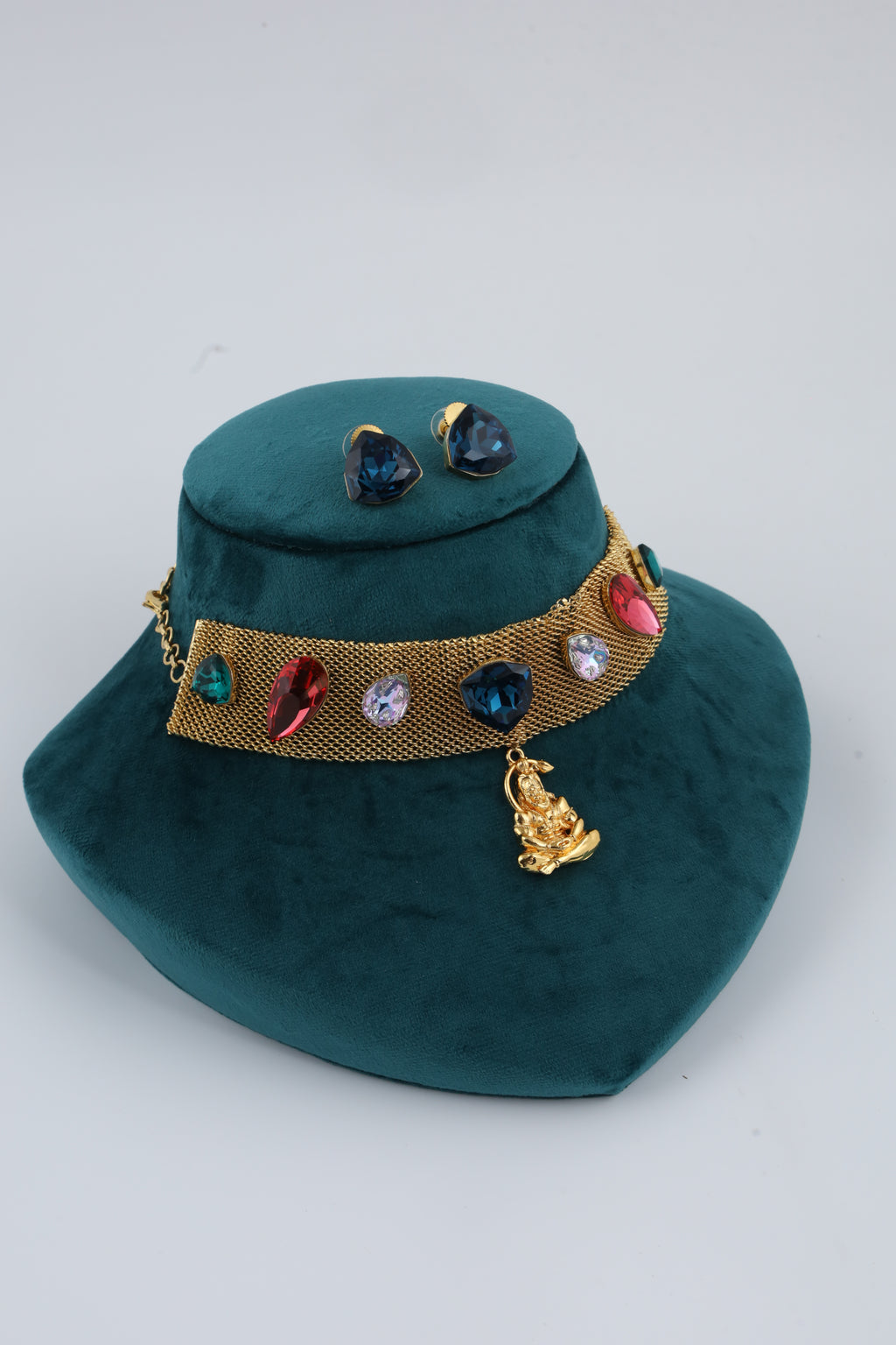 Multicolour Stone Choker Necklace Set | CHAKAI 137