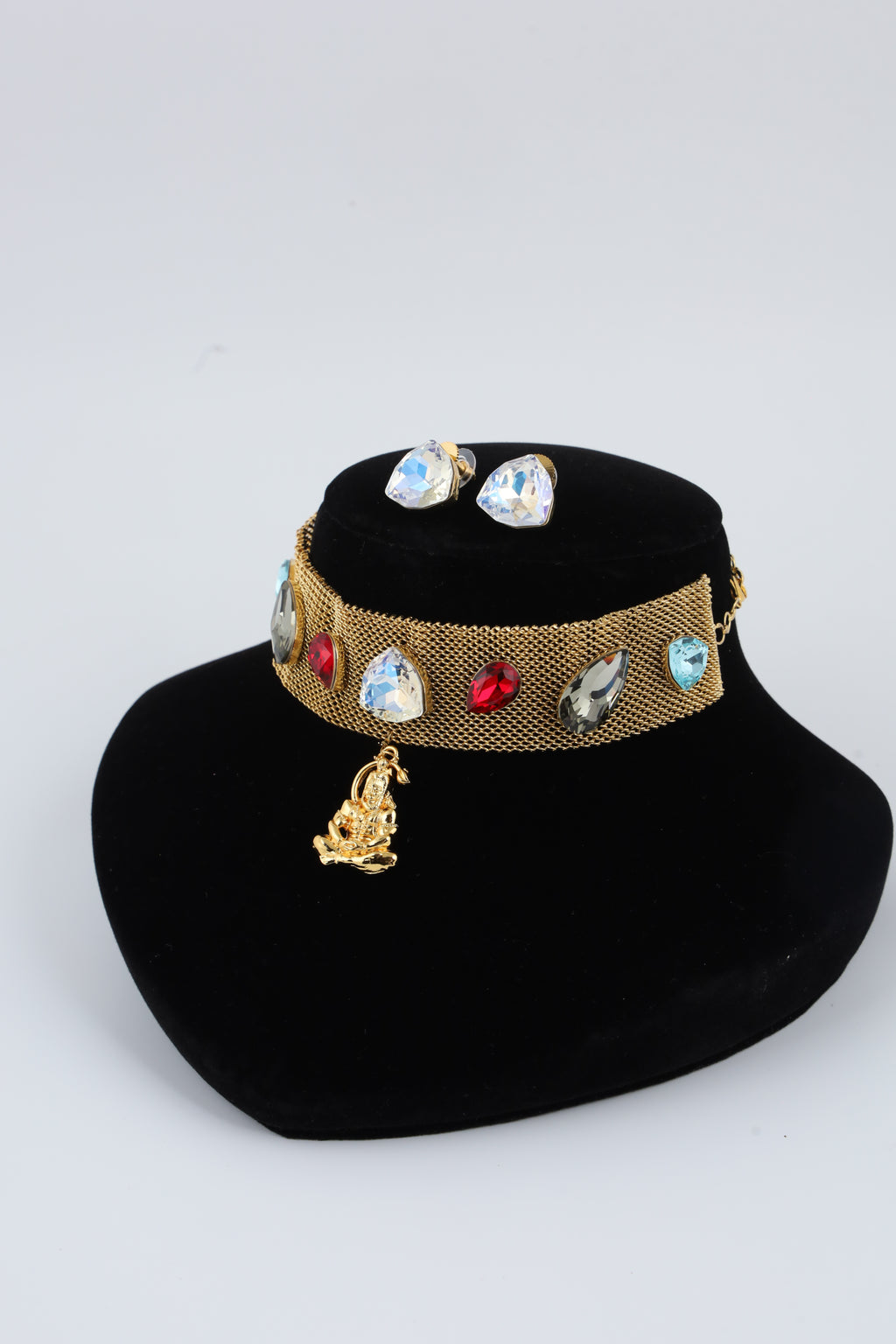 Multicolour Stone Choker Set | CHAKAI 137 JEWELS