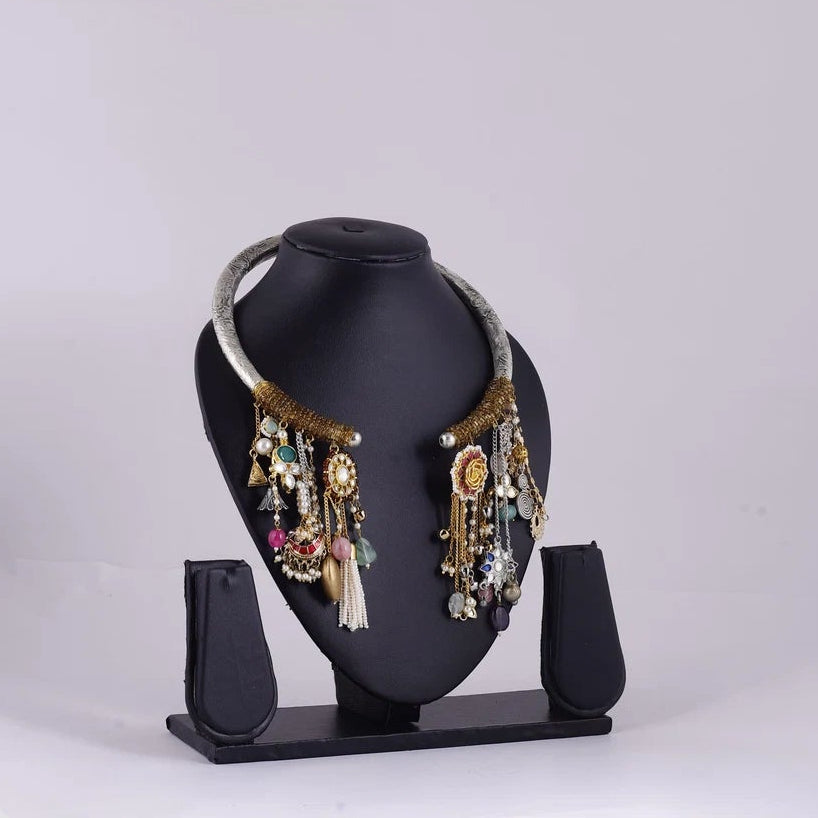 Multicolour Embellished Necklace Set — view C