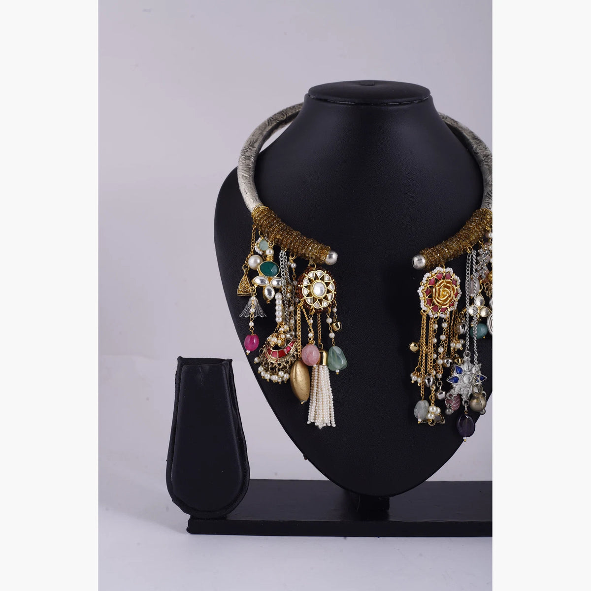 Multicolour Embellished Necklace Set — view D