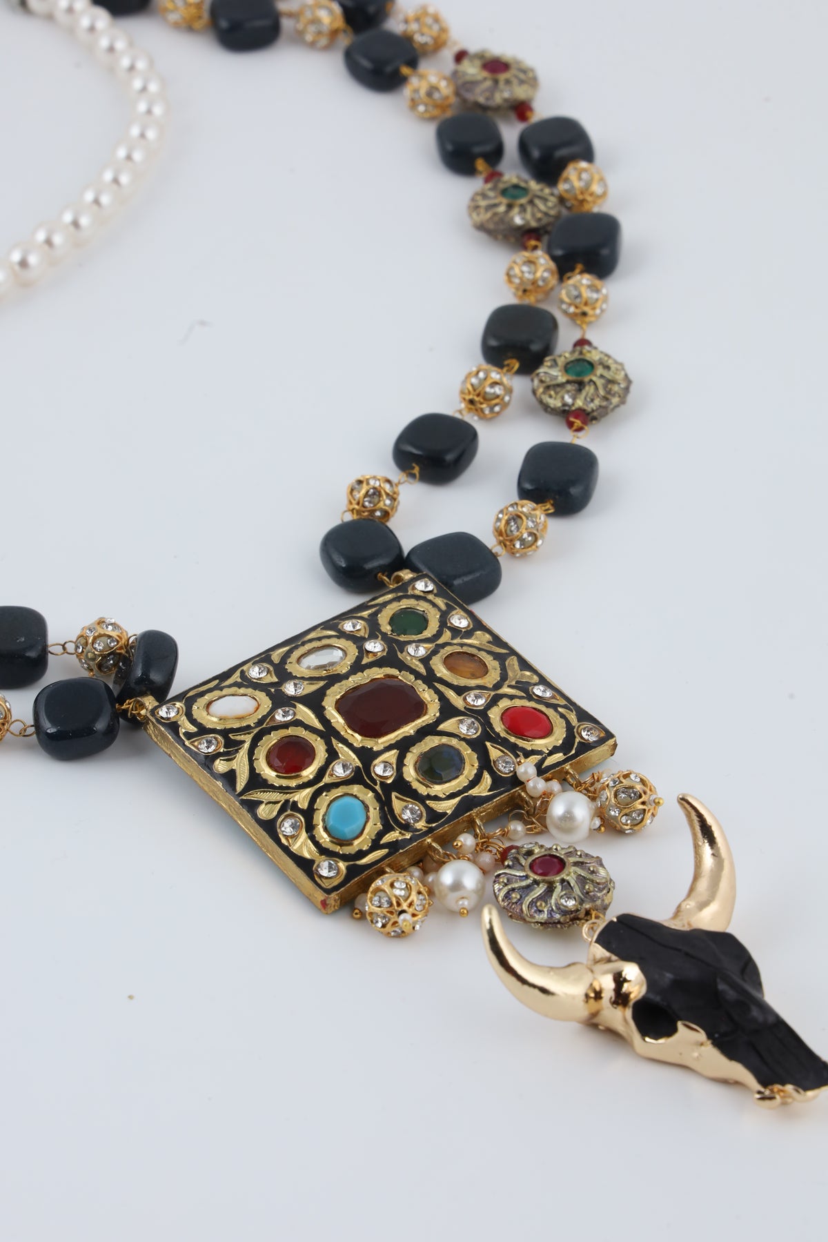 Multicolour Kundan Statement Necklace with Pearl Choker