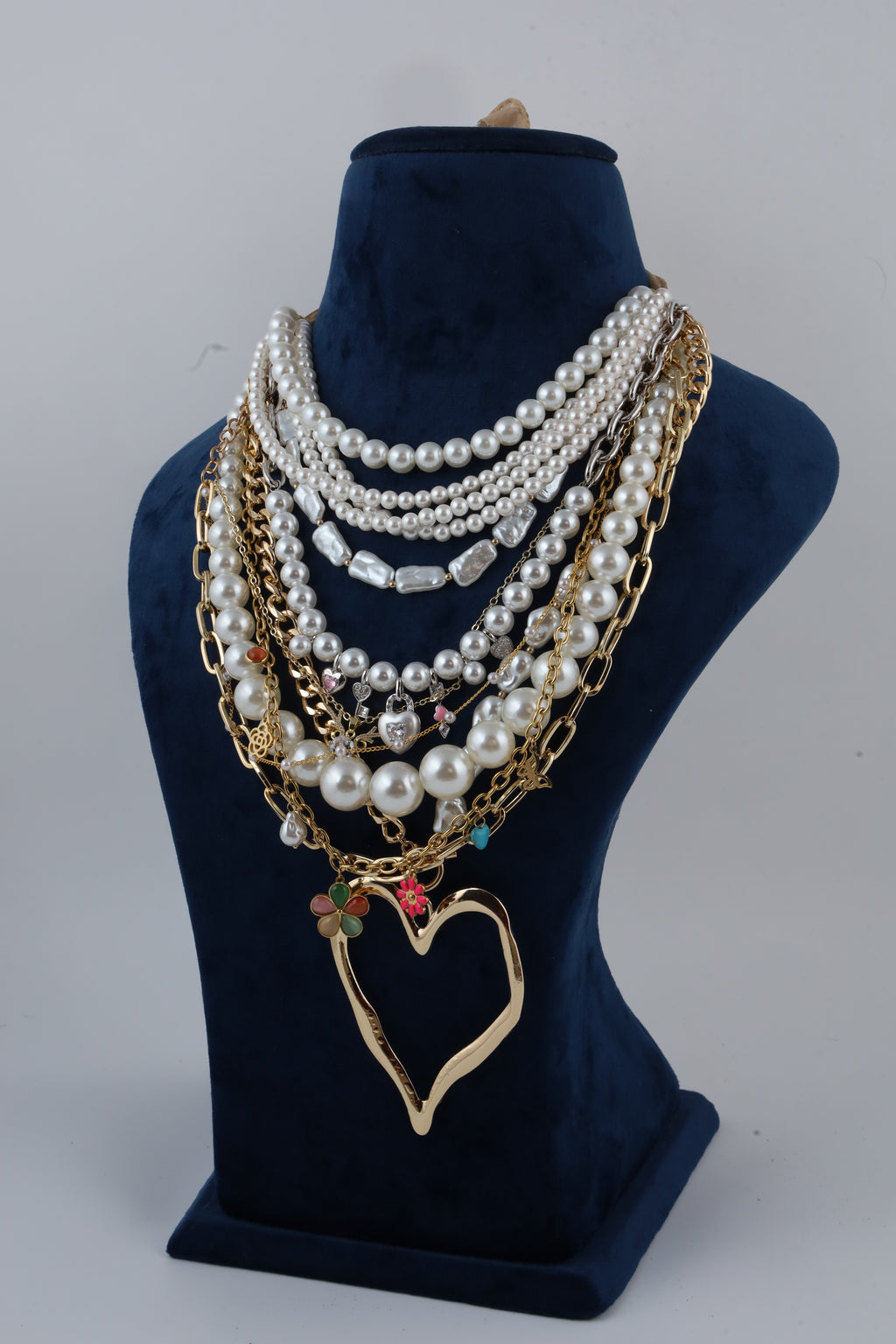 Multilayer Pearl Statement Necklace with Heart Pendant
