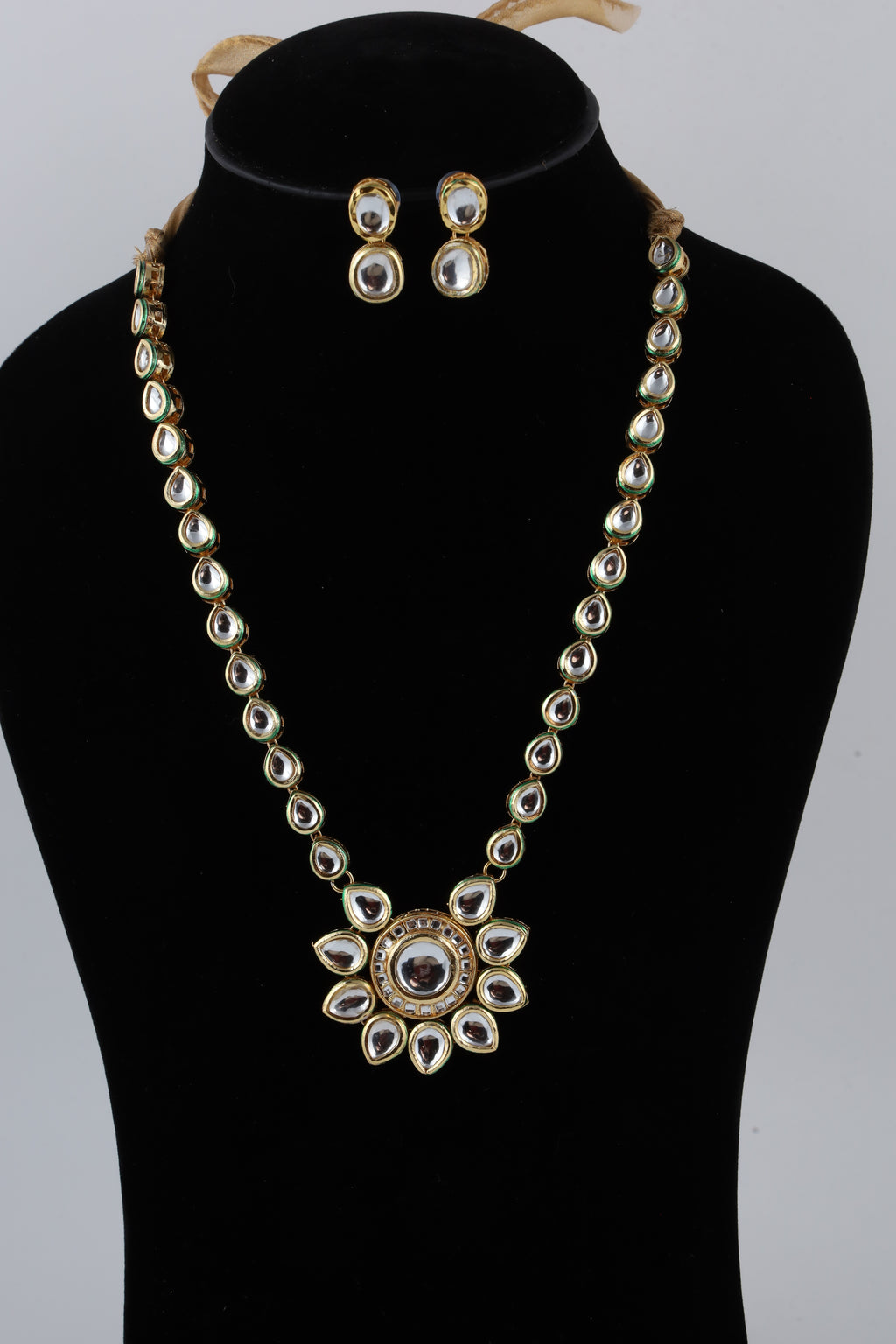 Gold-Tone Kundan Teardrop Necklace Set with Matching Earrings