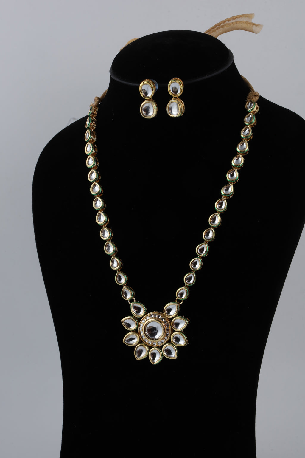 Gold-Tone Kundan Teardrop Necklace Set with Matching Earrings