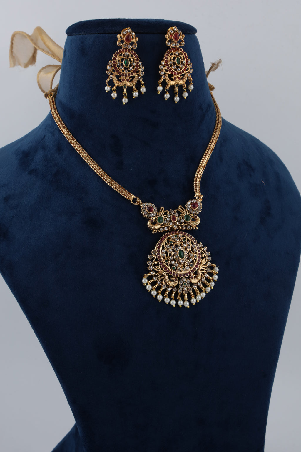 Traditional Gold-Tone Kundan Necklace Set with Pearl Drops