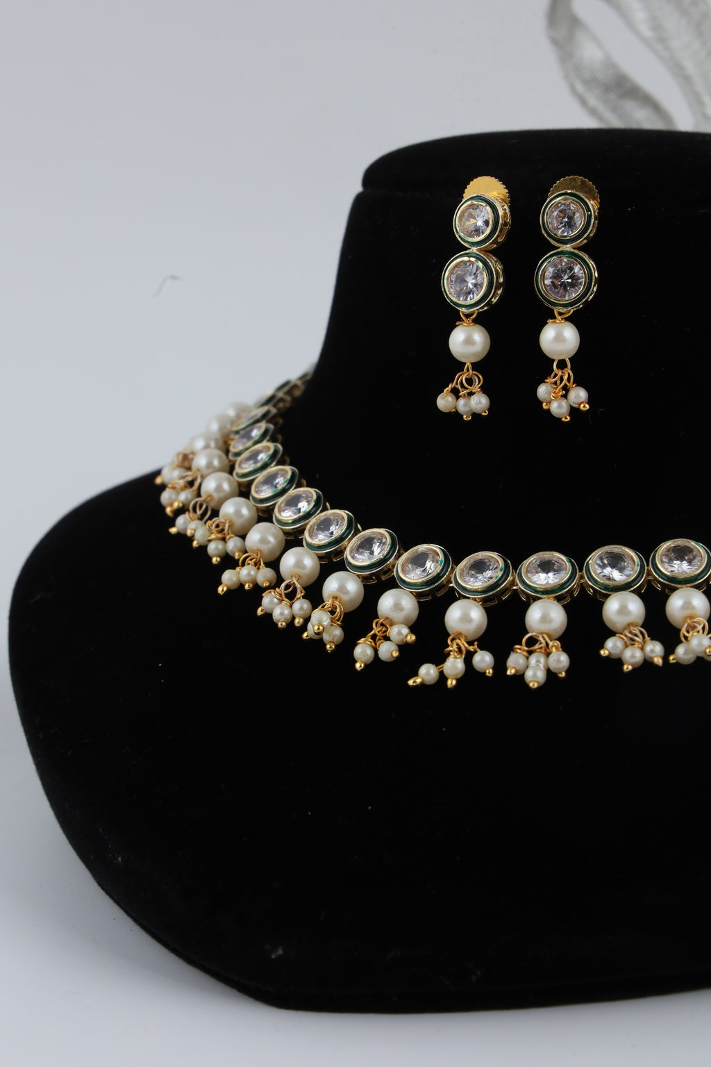Gold-Tone Kundan Pearl Choker Necklace Set with Matching Earrings