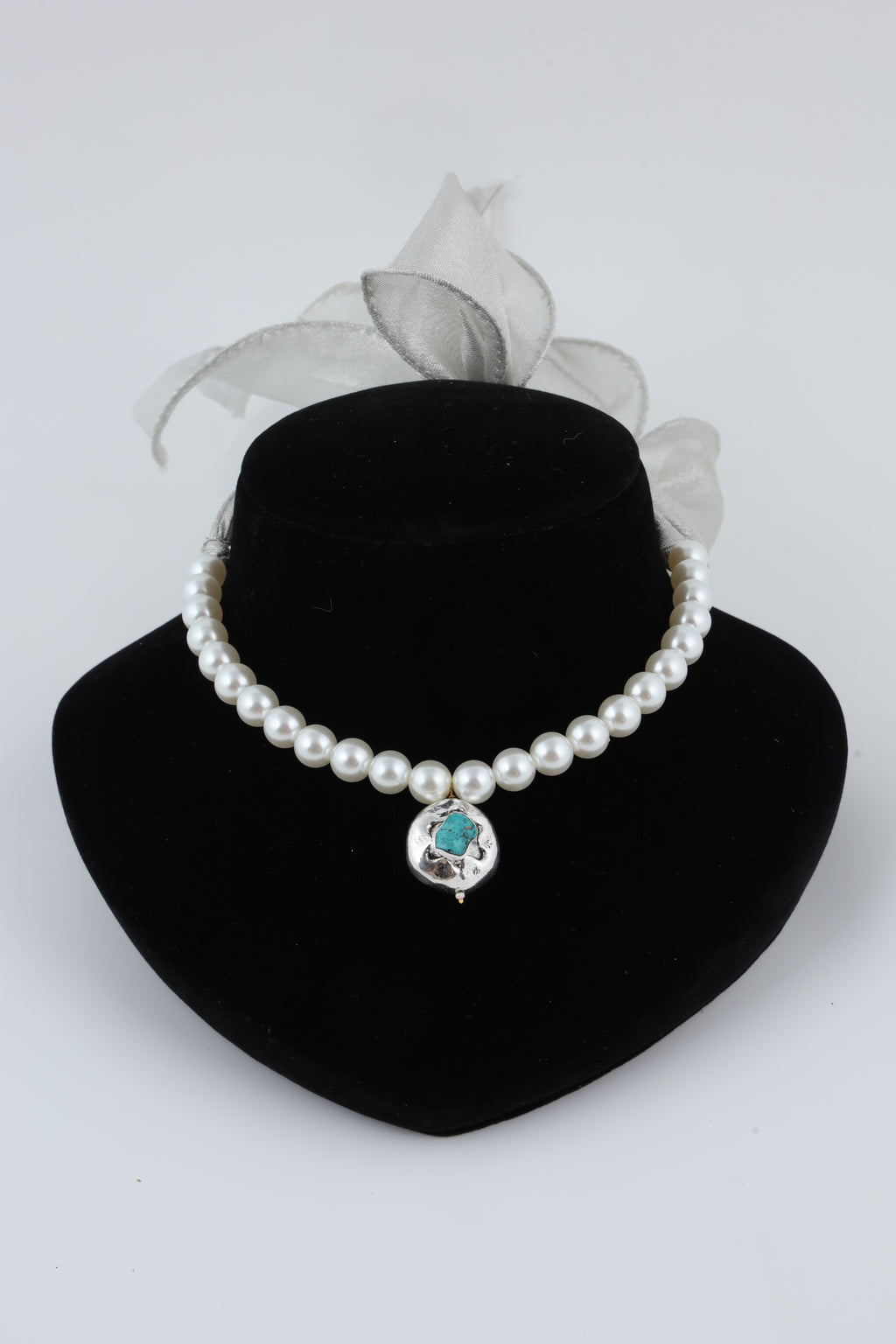 Pearl Necklace with Turquoise Pendant