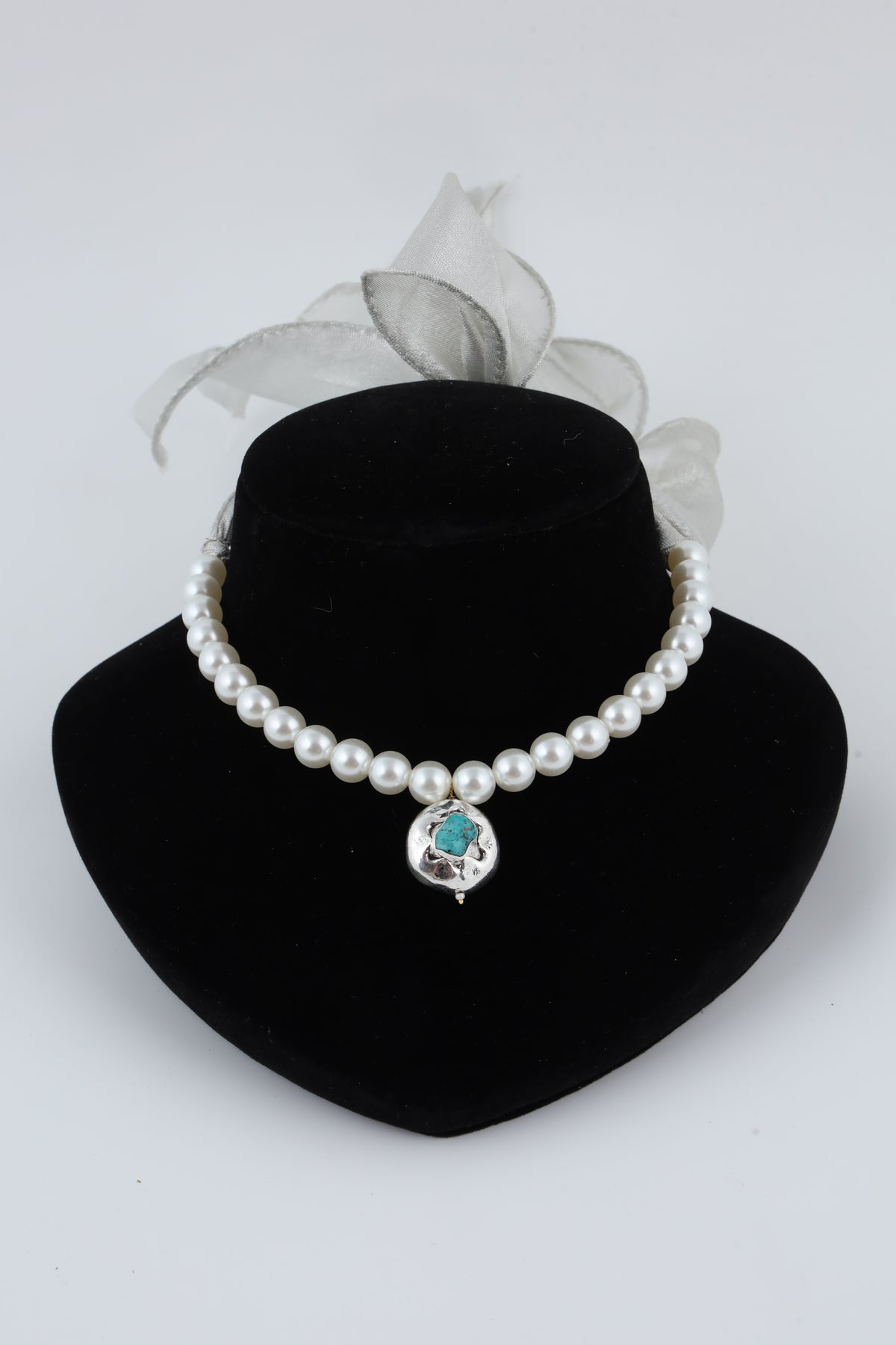 Pearl Necklace with Turquoise Pendant
