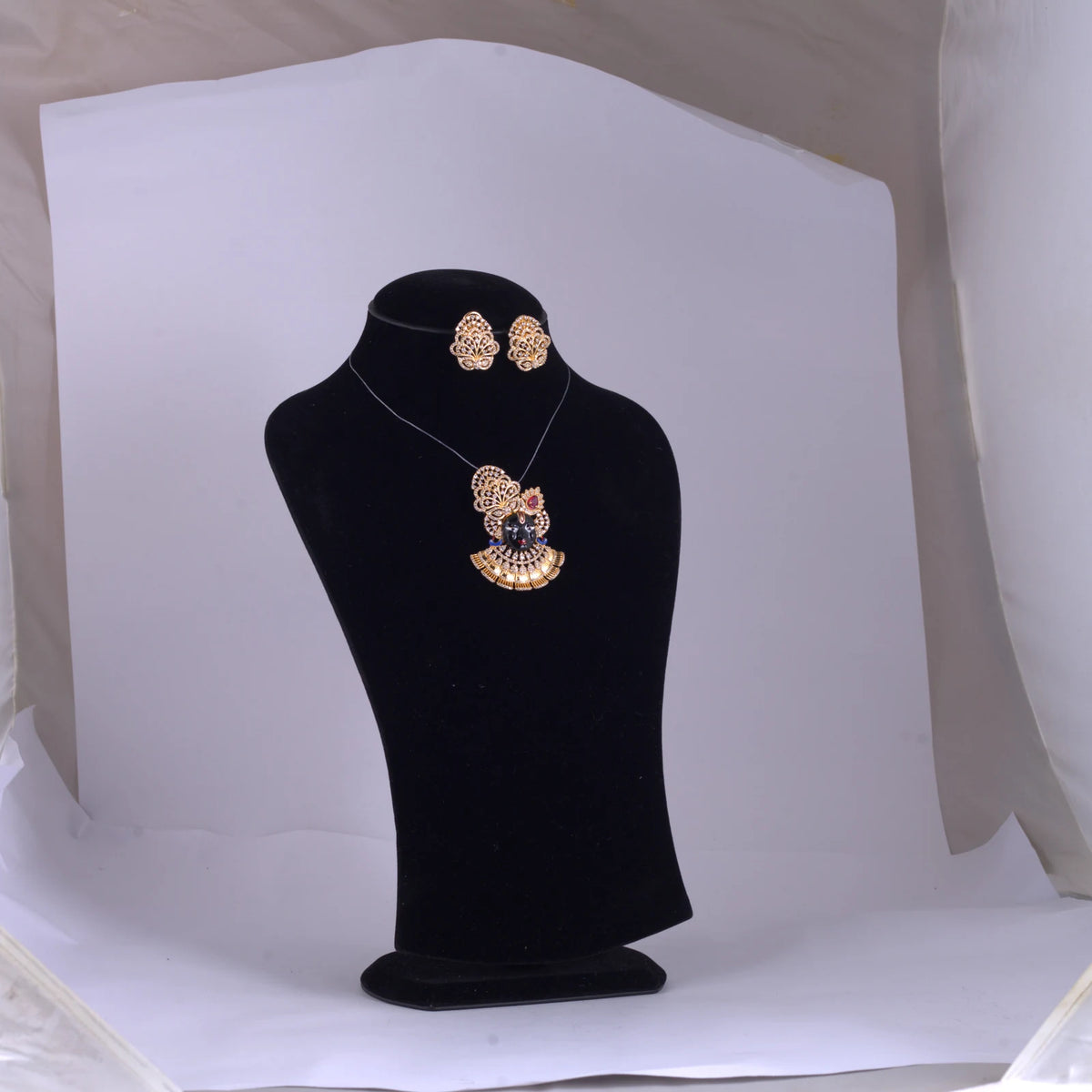 Traditional Gold-Tone Necklace Set with Matching Earrings — view C