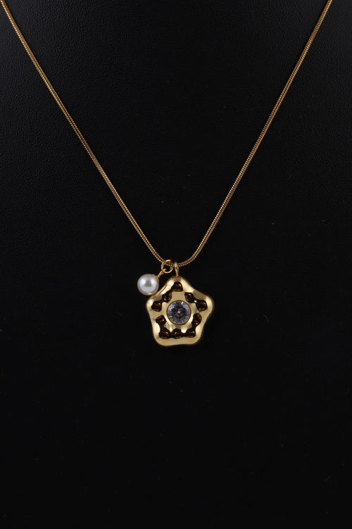 Floral Gold Tone Pendant Necklace