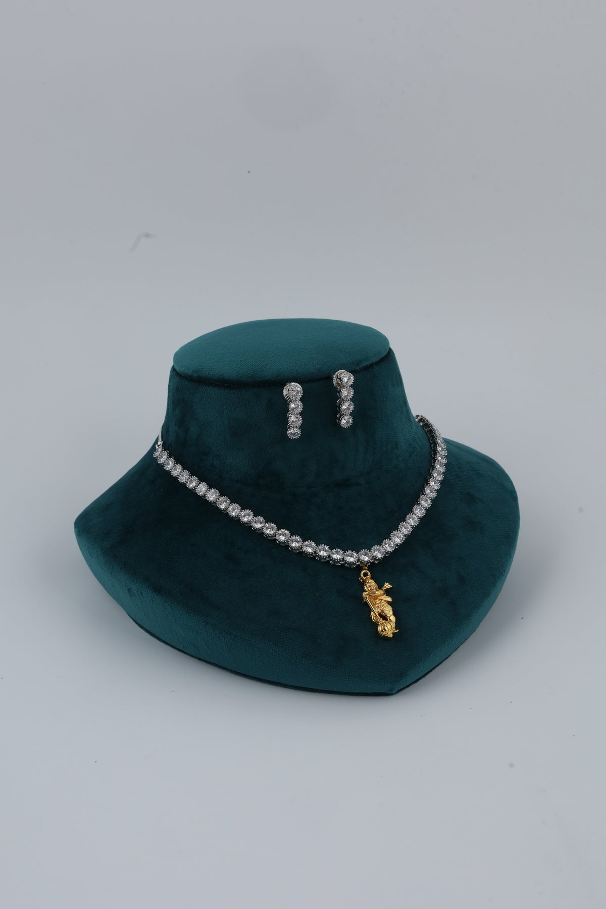 Silver Tone Crystal Necklace and Earrings Set