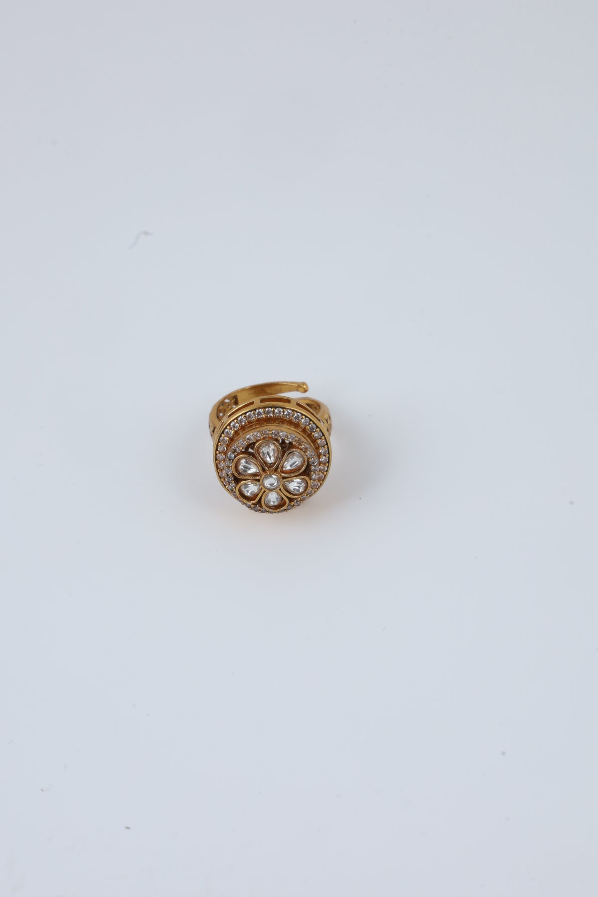 Gold Tone Ornate Floral Cluster Ring