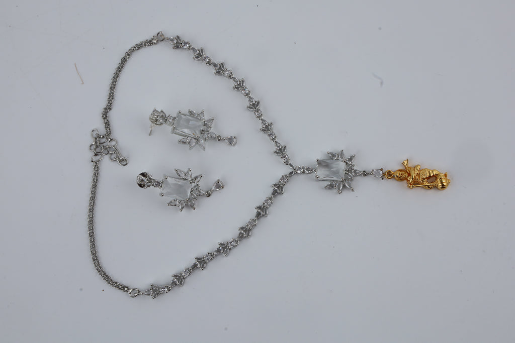 Black Centre Stone Necklace Set with Matching Earrings
