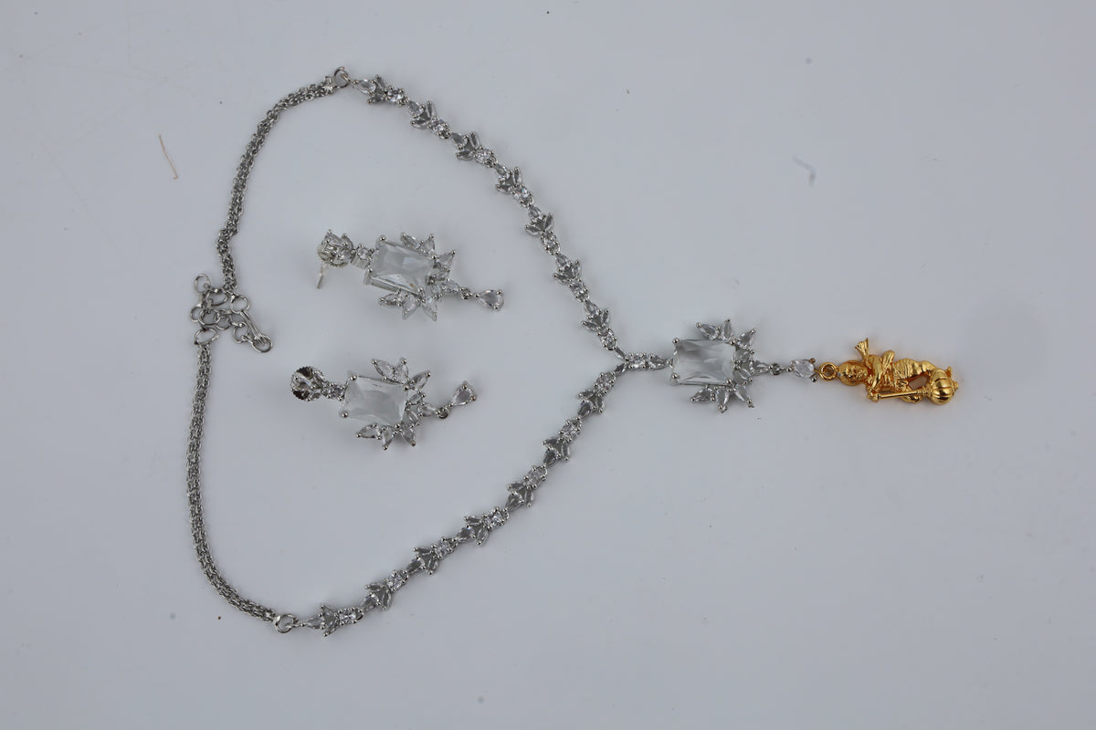 Black Centre Stone Necklace Set with Matching Earrings