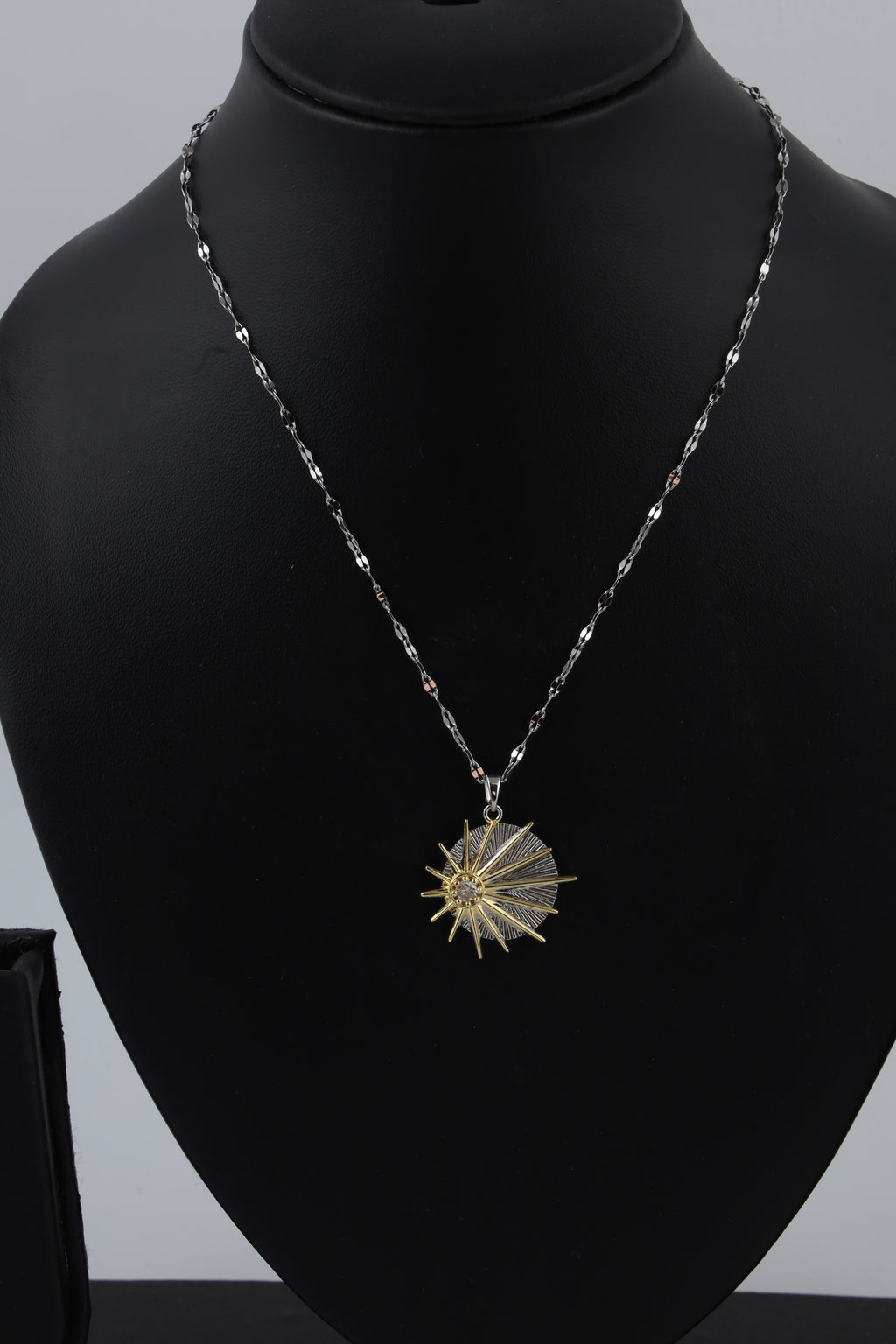 Sunburst Pendant Necklace with Fine Chain