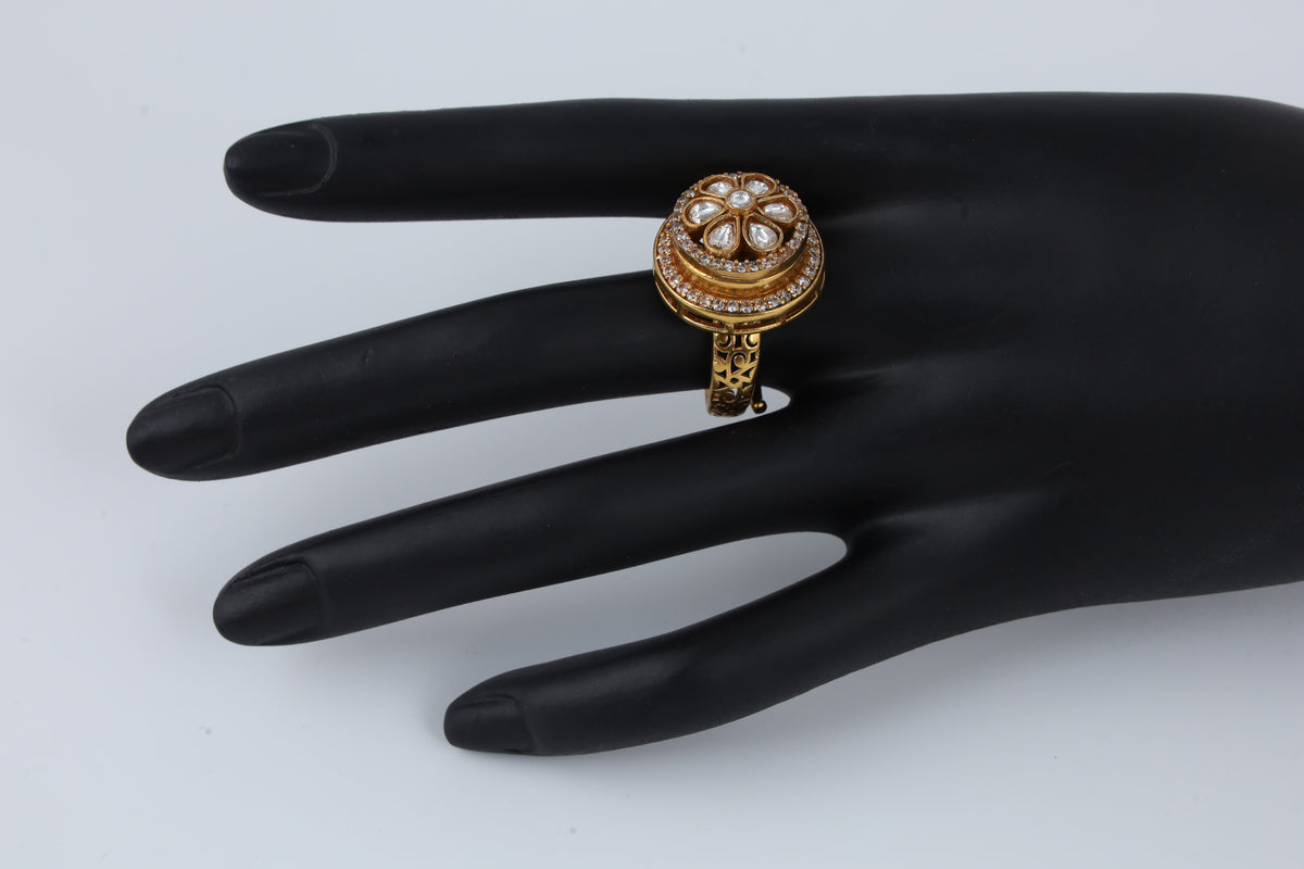 Gold Tone Ornate Floral Cluster Ring