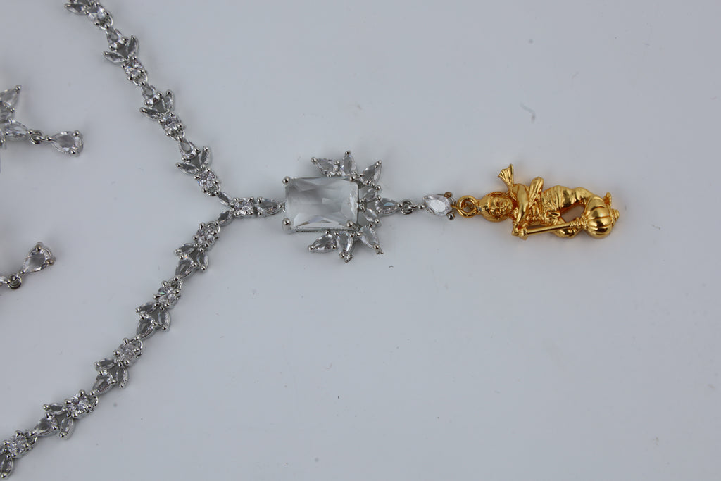 Black Centre Stone Necklace Set with Matching Earrings